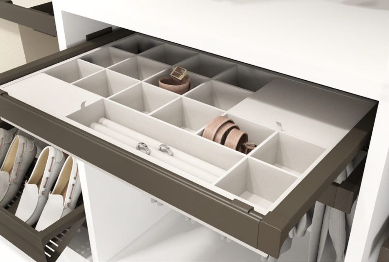 Mocha Jewelry Organizer